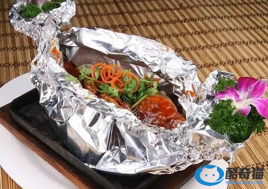 川菜网油包烧鱼的做法 网油包烧鱼怎么做好吃